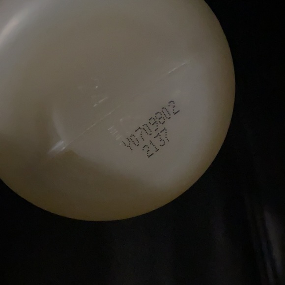 Mrs. Meyer’s Clean Day Hand Soap Honey Suckle - Picture 4 of 4